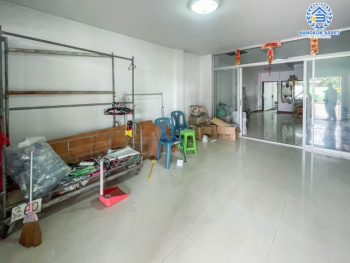 *****ทาวน์โฮมมือสองนนทบุรี ม.เจ้าพระยา9 บางกรวย-ไทรน้อย เนื้อที่มากถึง 20.1 ตร.ว. ฟังก์ชัน 4 ห้องนอน 3 ห้องน้ำ ทาวน์โฮมสภาพดี บนทำเลเยี่ยม เชื่อมต่อ ถ.ราชพฤกษ์, ถ.รัตนาธิเบศร์ แถมใกล้รถไฟฟ้าสายสีม่วง "สถานีบางพลู" จองด่วน!